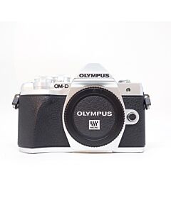 Occasion Olympus OM-D E-M10 III silver  