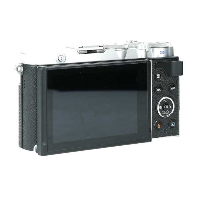 Olympus PEN ep7_3.jpg