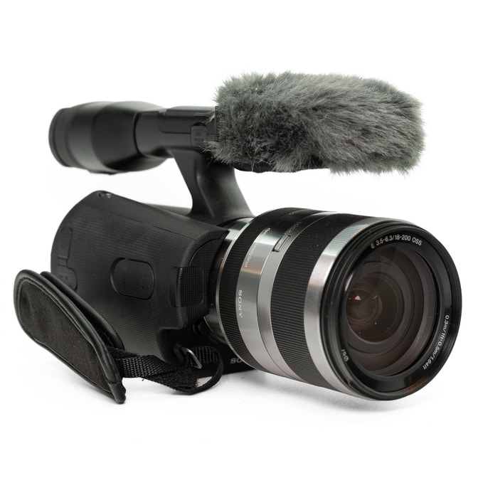 Occasion Sony NEX VG-10 KIT 18-200mm 3,5-6,3 OSS 