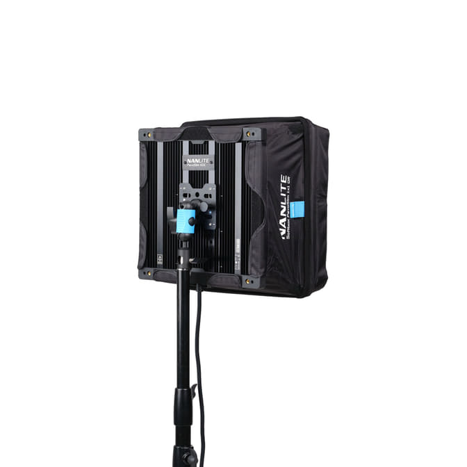 _0000_Nanlite-15-2030-008.jpg
