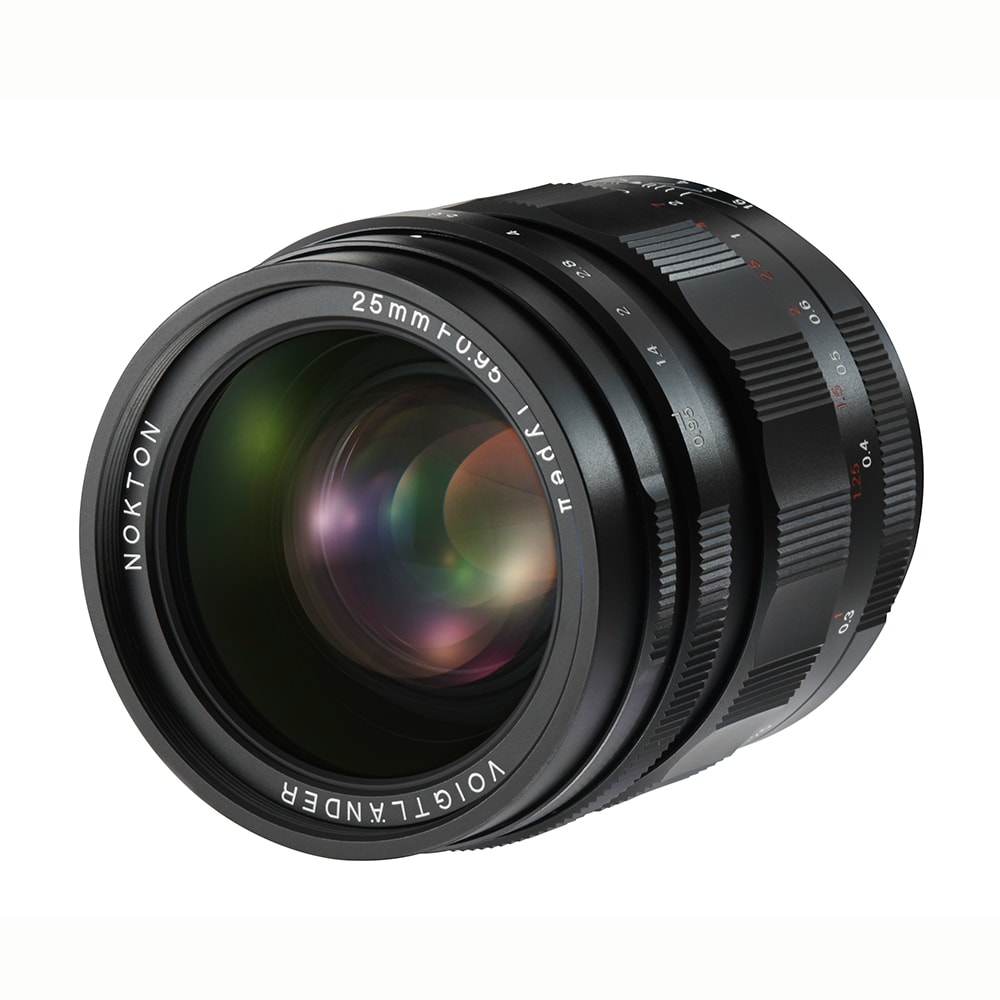 25mm_F 0_95_Nokton_II_MFT_liegend.jpg