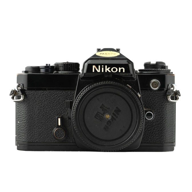 Occasion Nikon FE Schwarz 
