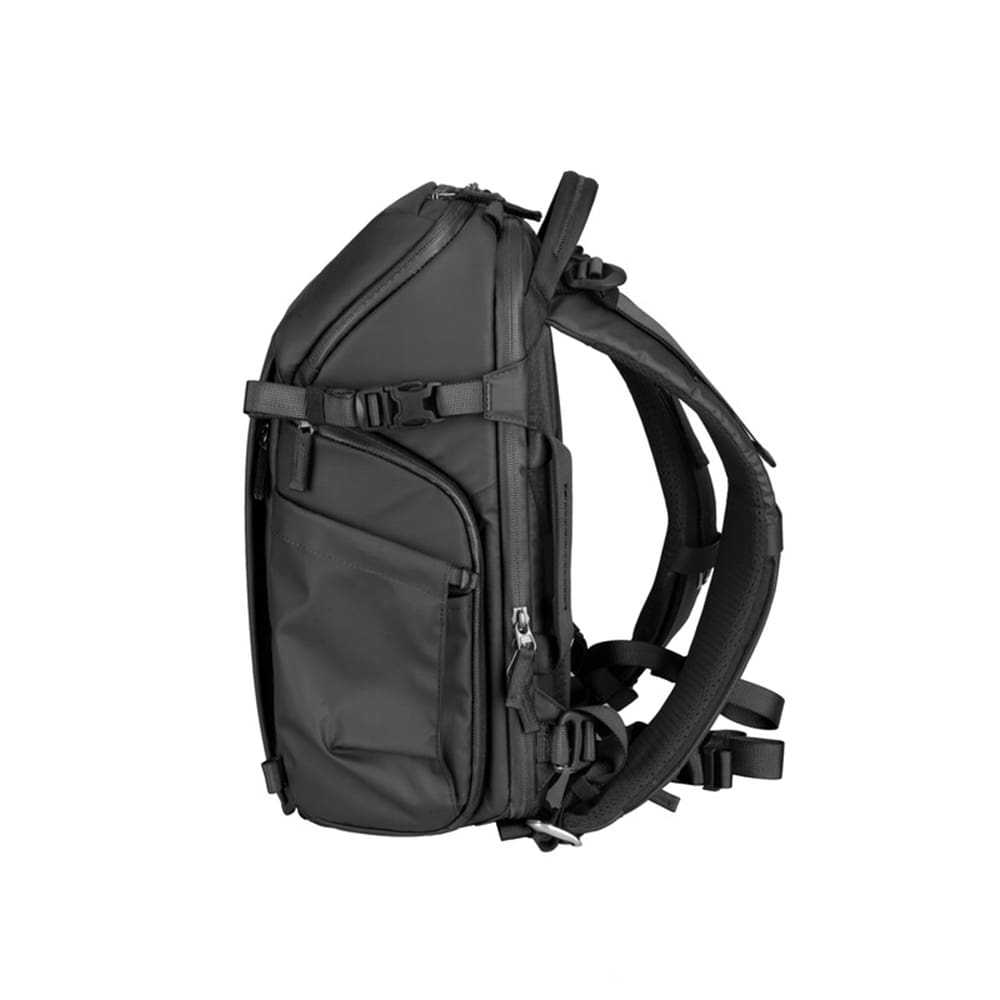 Summit-Creative-Metropolis-Backpack-16-L-black-3.jpg