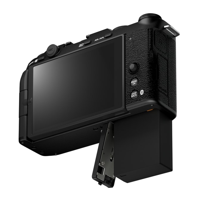 Fujifilm_X-M5_Kit_black_04.jpg
