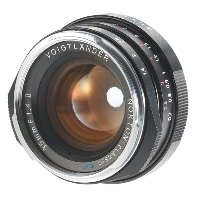 Voigtländer_35 mm1,4 Nokton VM II.jpg