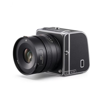 Zumirent Hasselblad 907X &CFV 100C