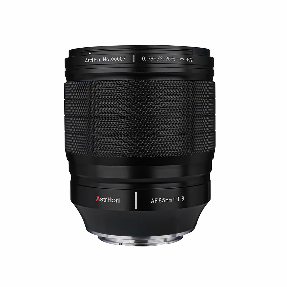 AstrHori_AF_85mm_f18_Sony-E_01.jpg