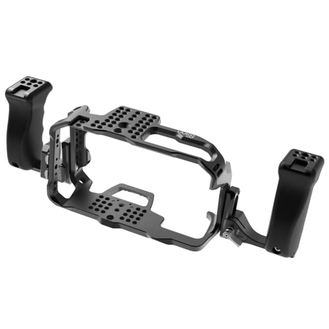 assembly-hand-grip-bmpcc4k.1111.jpg