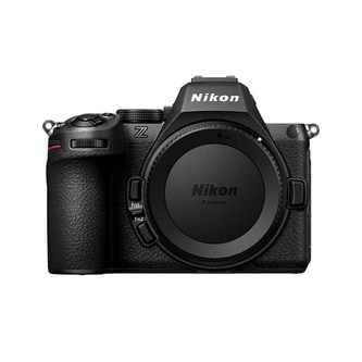 Zumirent Nikon Z5II + 24-50mm f/4-6.3 | 72h Testkit