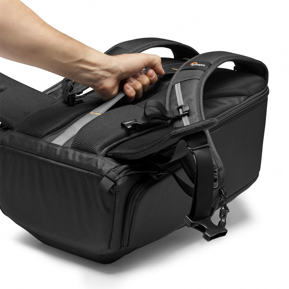 camera-backpack-lowepro--flipside-iii-back-handle-50 Kopie.jpg