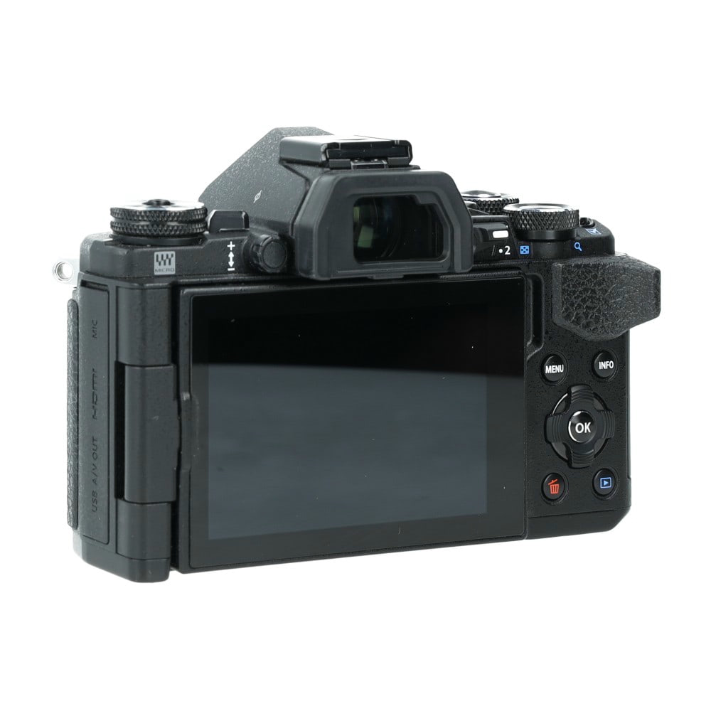 Olympus OM-D E-M5 II Body asrgf_3.jpg