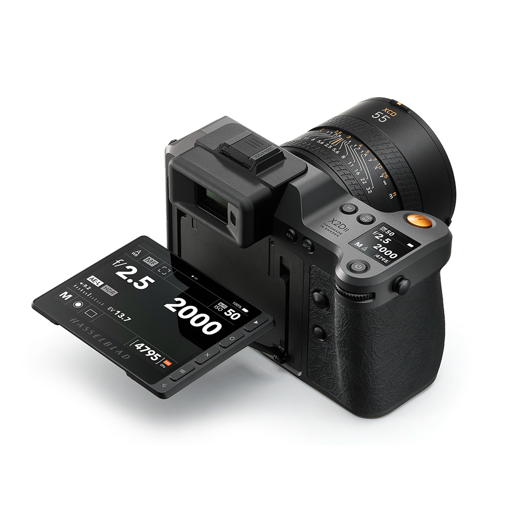 Rear Right View-X2D II 100C & XCD 55V-Display Tilted 90°.jpg
