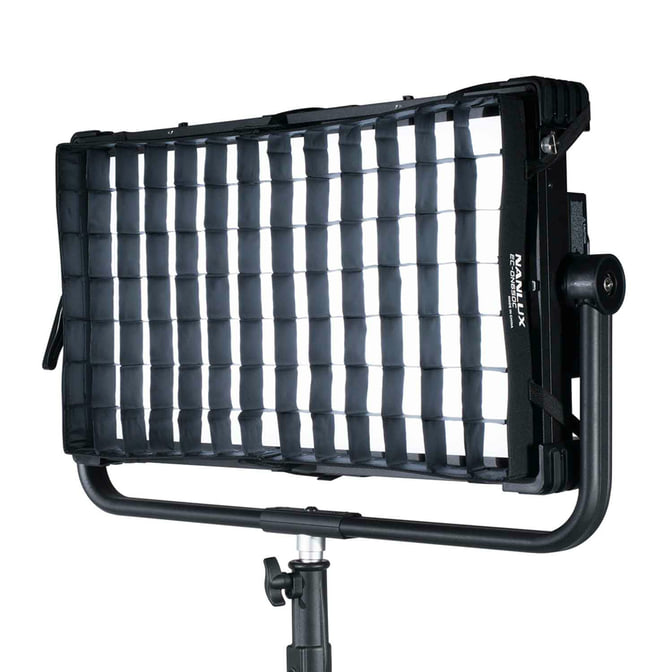 _0000_Nanlite-EC-DN650C.jpg