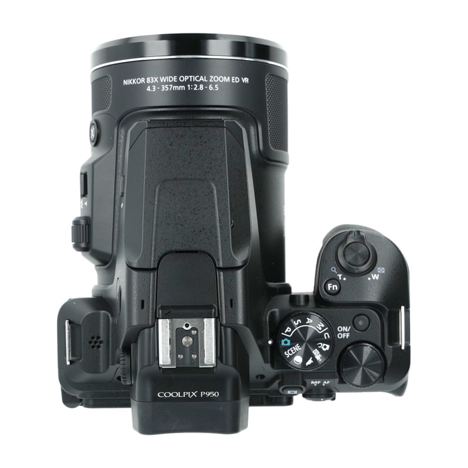 Nikon Coolpix P950_4.jpg