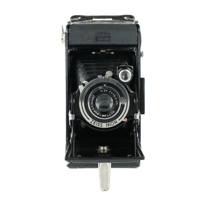 Zeiss Ikon bob_1.jpg