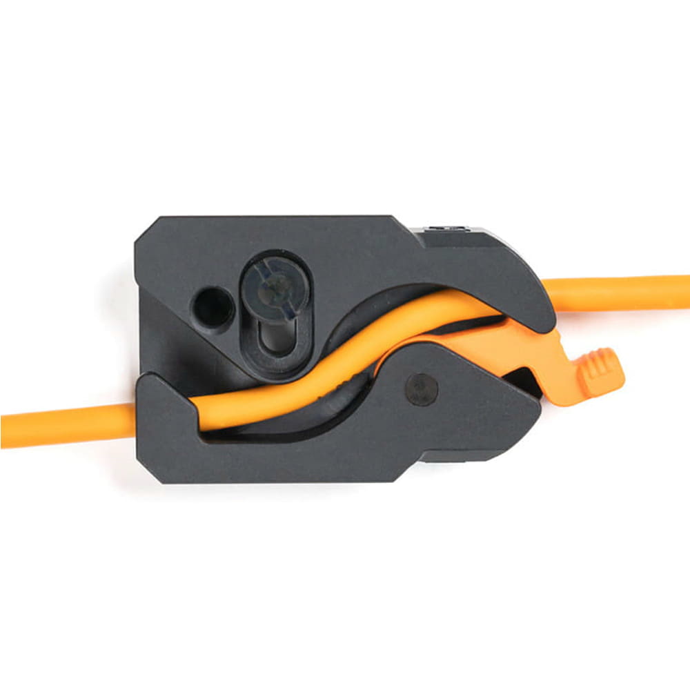 Tether_Tools-_0000_TG-LLP-94234515.jpg