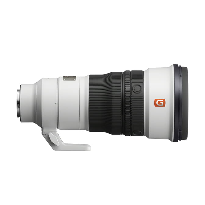 Sony_300mm_F2-8_GM03.jpg