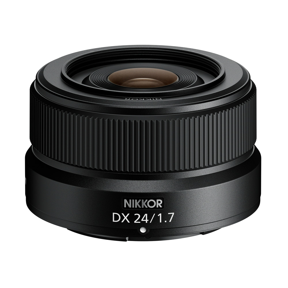 Nikon_Z-DX_24mm_1-7_01.jpg