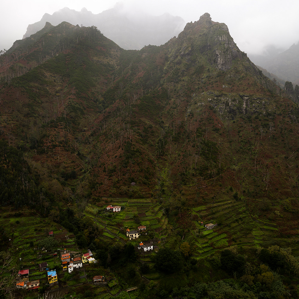 madeira_dorf_berge_1.jpg