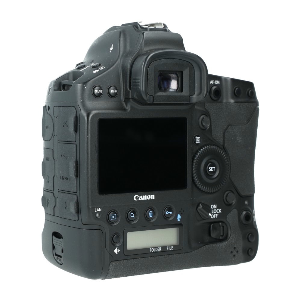 Canon EOS-1D X Mark III Body_3.jpg