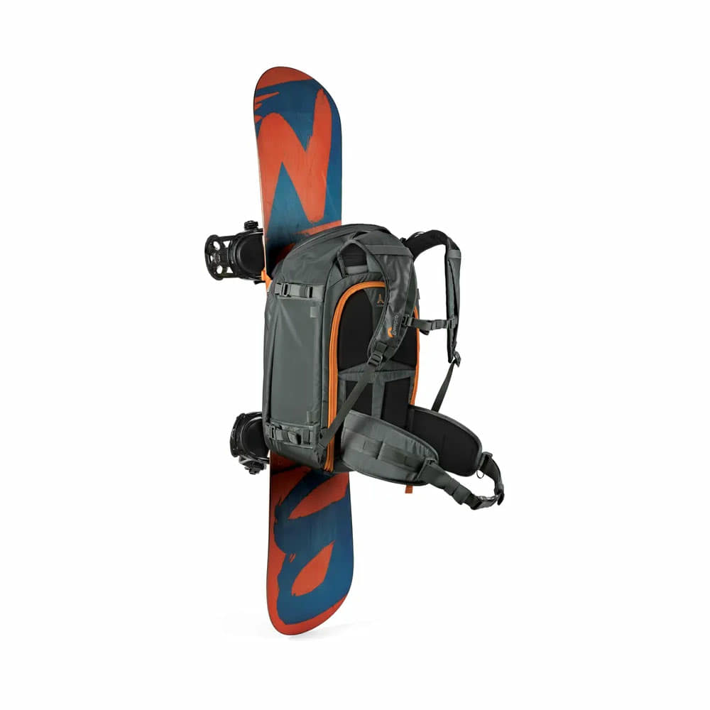 Lowepro-138038-03.jpg