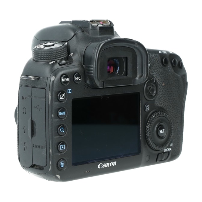 Canon EOS 7D II Body_3.jpg