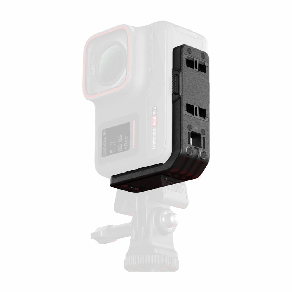 Insta360-CINSAAXT-01.jpg