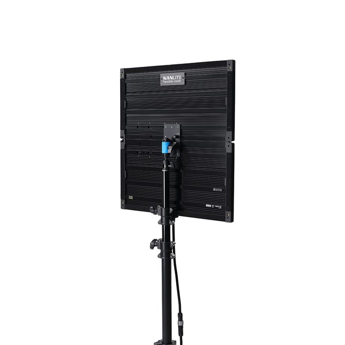 _0000_Nanlite-15-2035-003.jpg