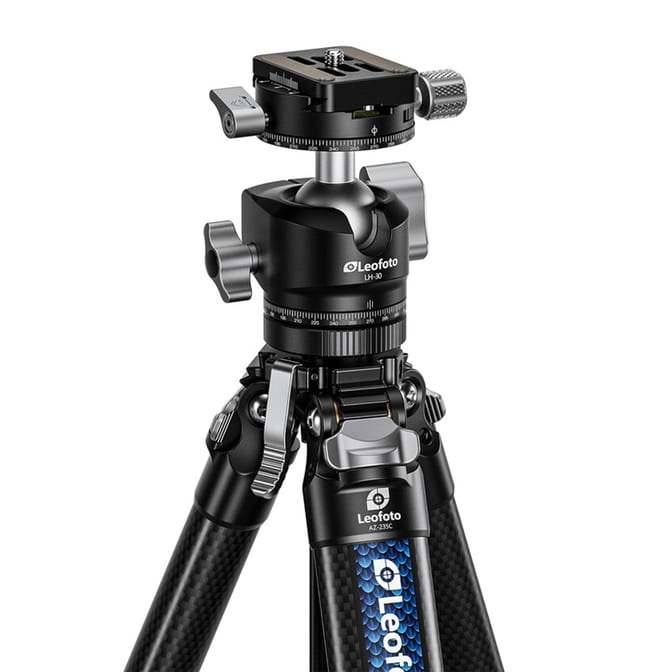 Leofoto-Carbon-Dreibeinstativ-Azure-AZ-235C-Kugelkopf-LH-30R-2.jpg