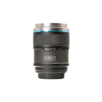 Occasion Sirui 16mm F 1.2 APS-C AF Schwarz 16mm/1,2