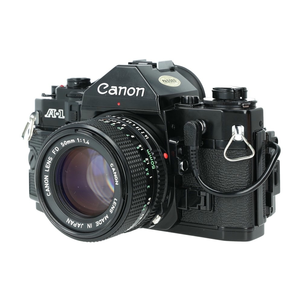 Canon A-1 + FD 50mm F1.8 + Data Back A_2.jpg