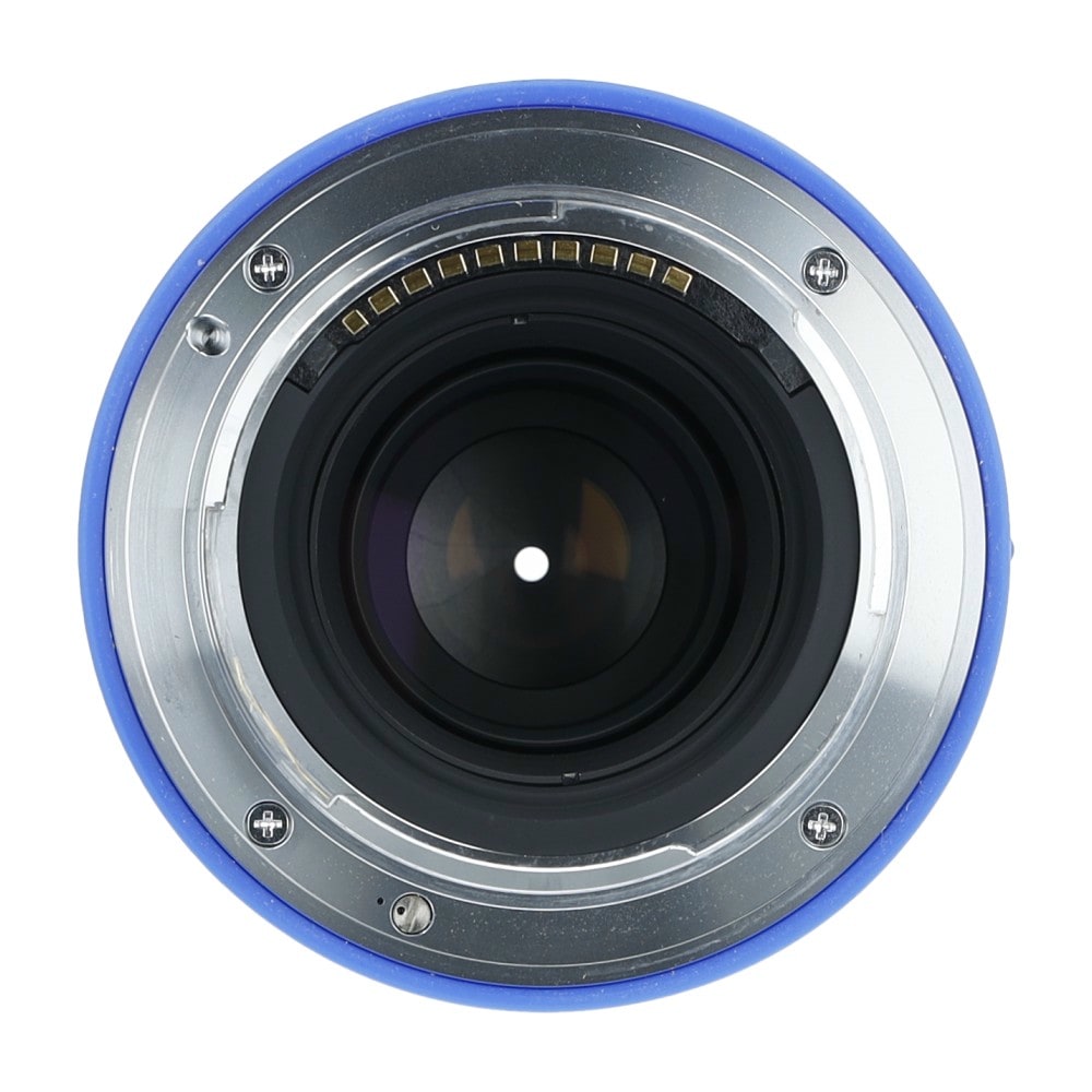 Zeiss85mm_3.jpg