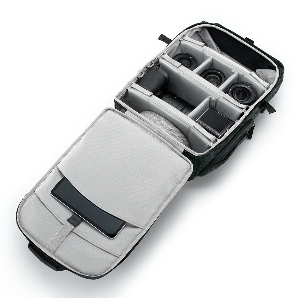Internal View-Vandra Backpack with Camera and Lens.jpg