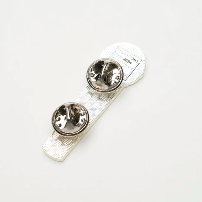 ShureSm58DynamicMicrophoneEnamelPin-Iconicmusicgearaccessory28_720x Kopie.jpg