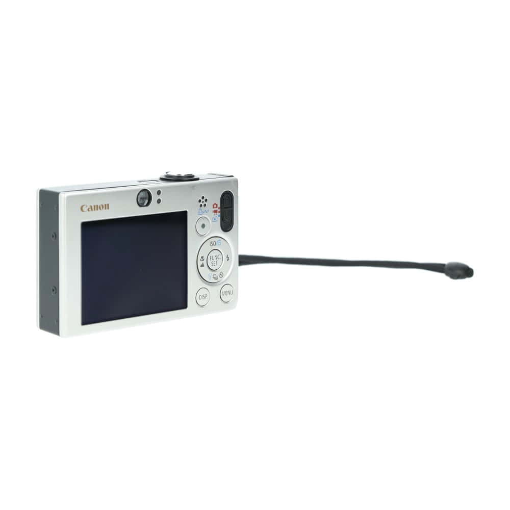 Canon IXUS 70_3.jpg