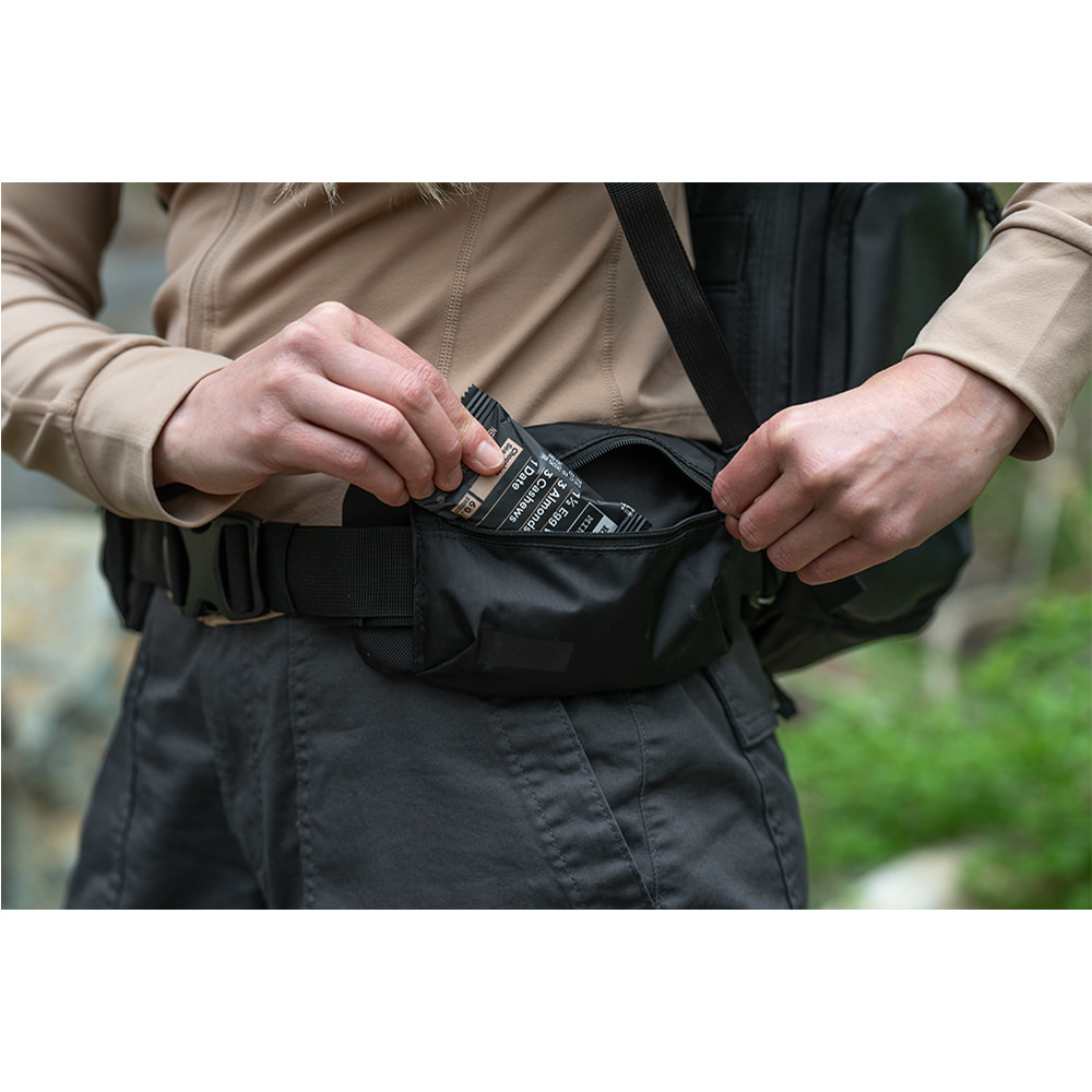 _0000_WSTRAPS-BK-2_08.jpg