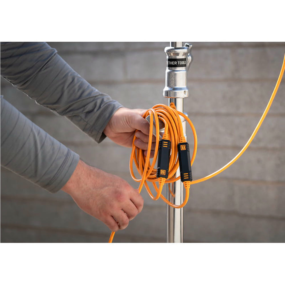 Tether_Tools-_0000_LLPC31RT2-ORG-94234936-006.jpg