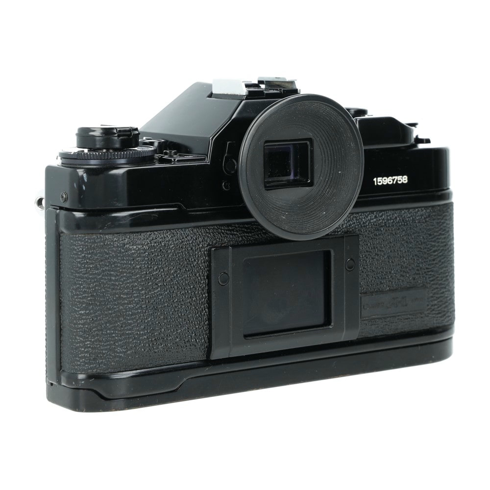 Canon A-1 501.8_3.jpg