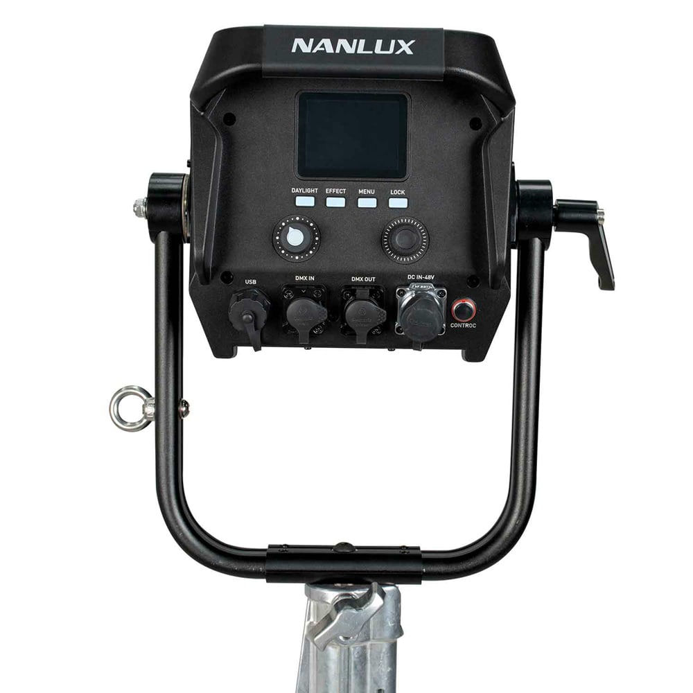 _0000_Nanlite-Evoke-1200-007.jpg