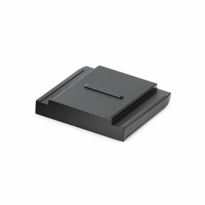 Leica-hotshoe-cover-q3-black.jpg
