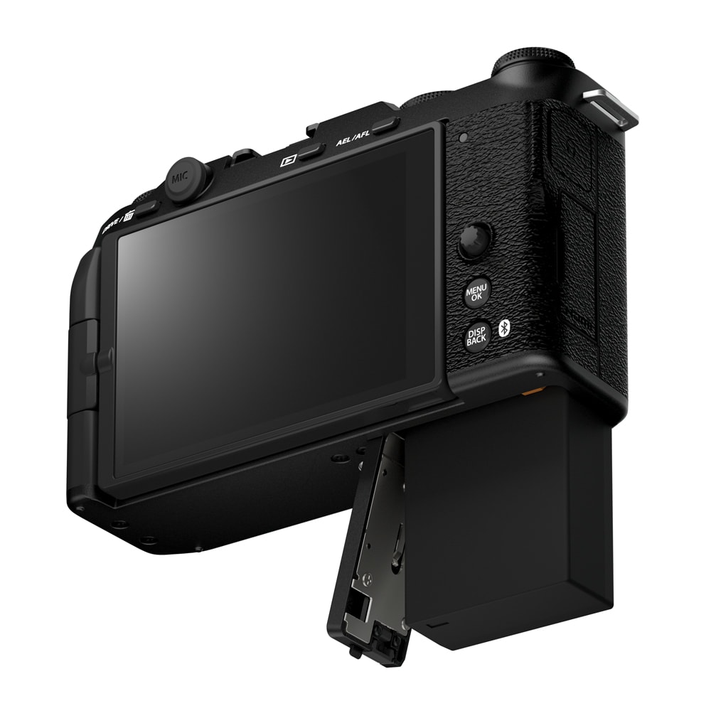 Fujifilm_X-M5_Kit_black_04.jpg