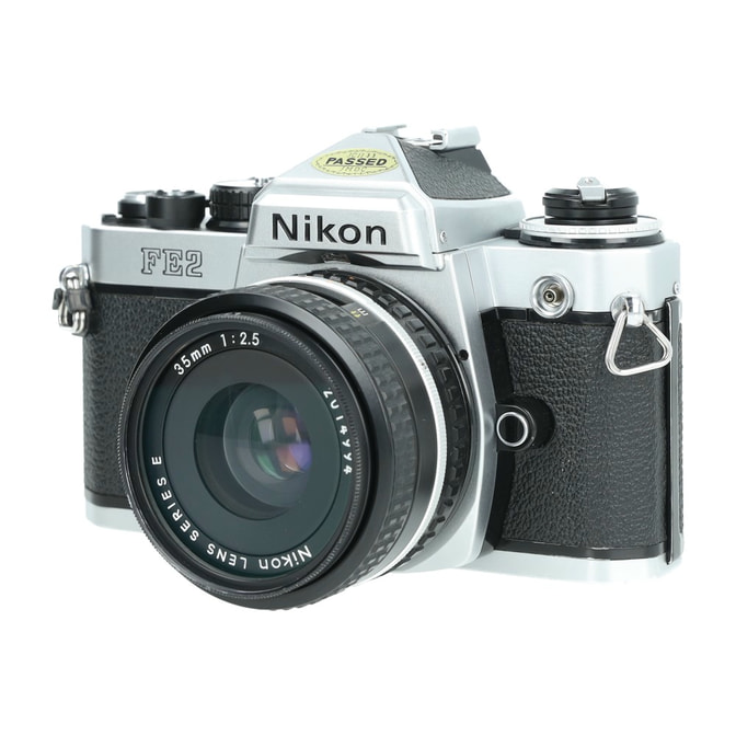 Nikon FE 2 + Nikon 35mm f2.5 Series E
