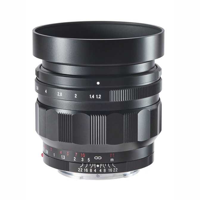 50mm_F1.2_NOKTON_E-Mount_Sonnenblende_stehend.jpg