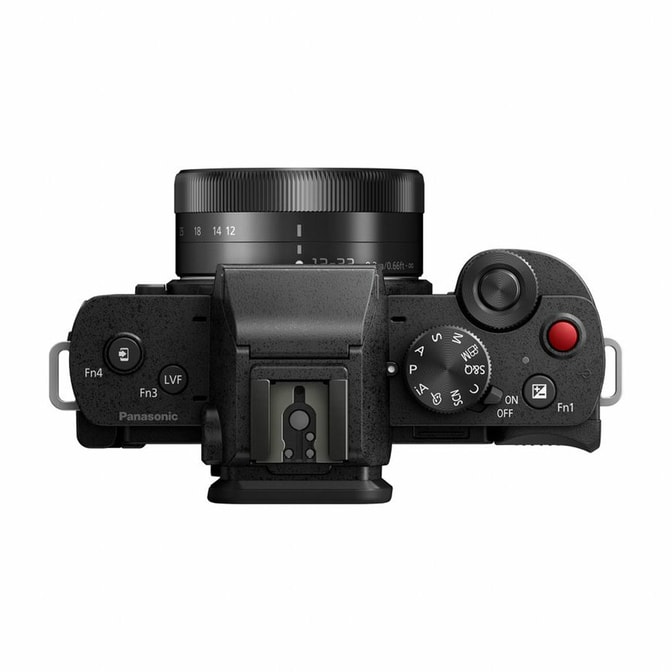 Panasonic_Lumix_G110_kit_04.jpg