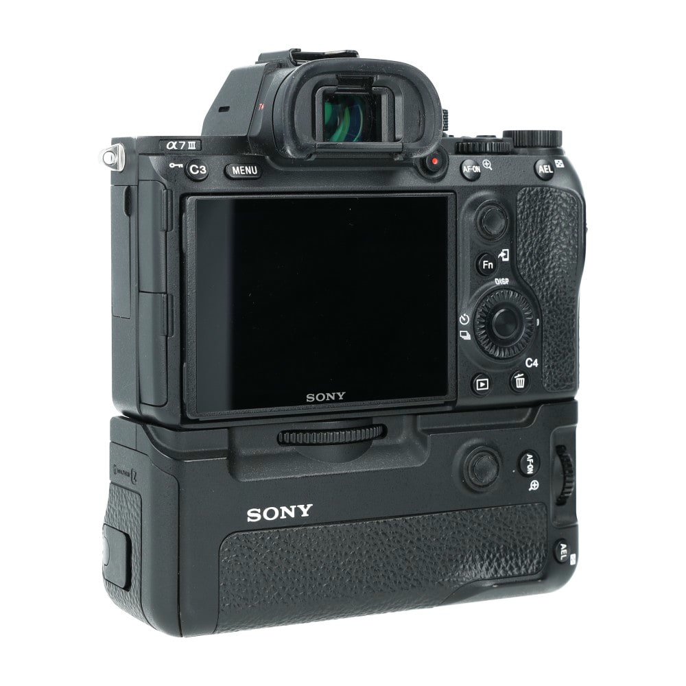 Sony Alpha 7 III + Batteriegriff_3.jpg