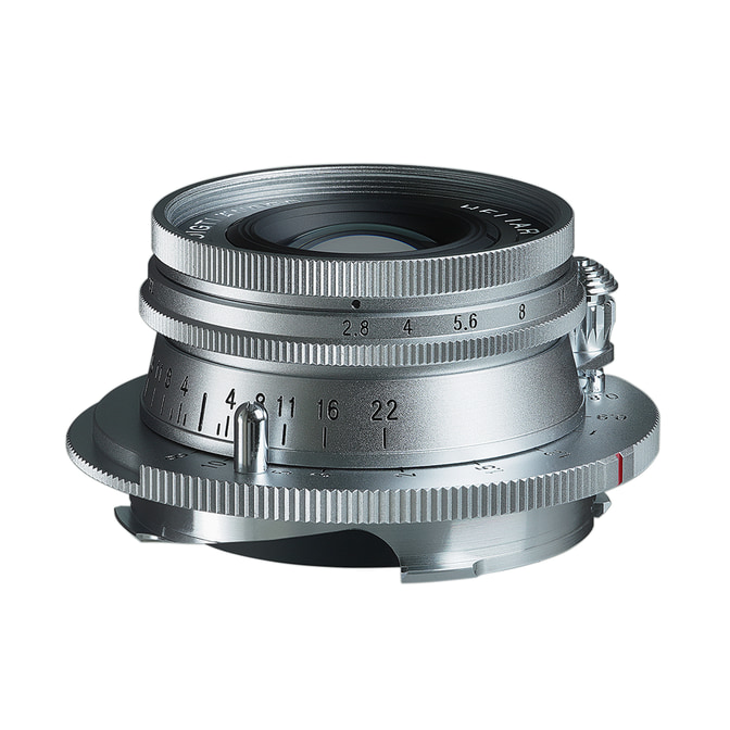 Voigtlander_40_2_8_VM.jpg