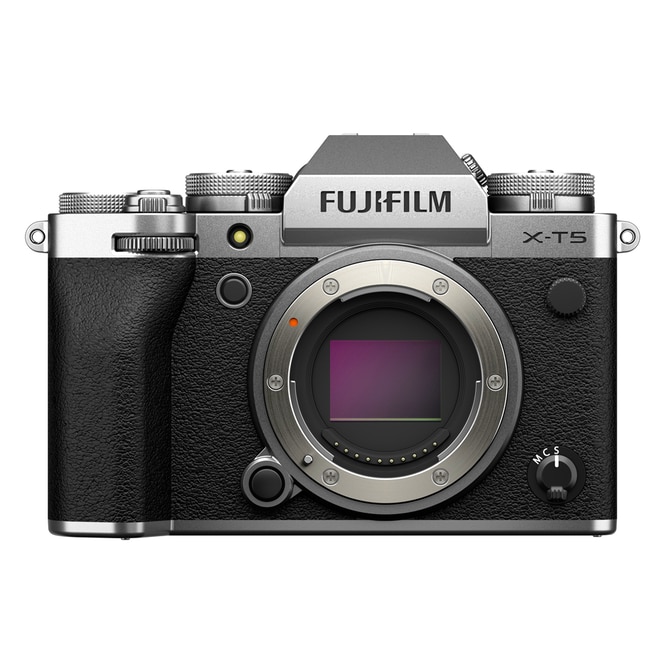 Fujifilm_X-T5_body_silver_01.jpg