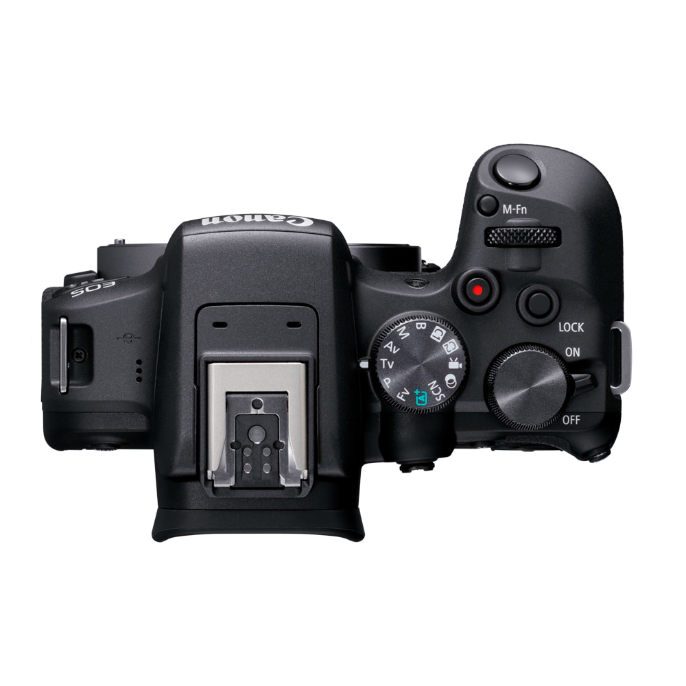 Canon_EOS_R10_Kit_18-45_06.jpeg