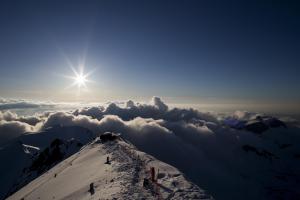 Gegenlichtaufnahme auf dem Schilthorn Gegenlichtaufnahme auf dem Schilthorn