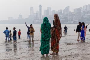 Sonntagnachmittag am Chowpatty Beach, Mumbai